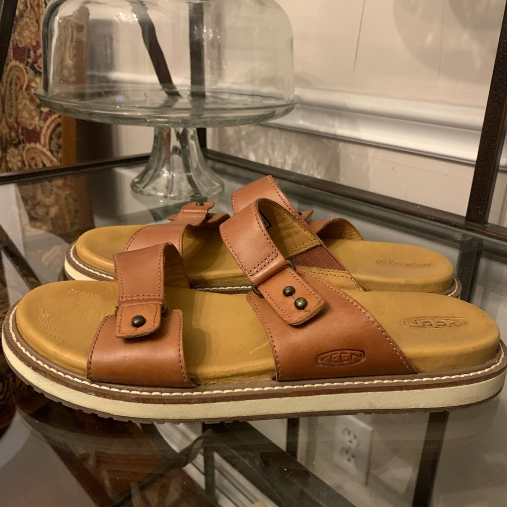 FLASH SALE!!!✨ Keen Shoes women’s Leather Lana Slides Sandals 10